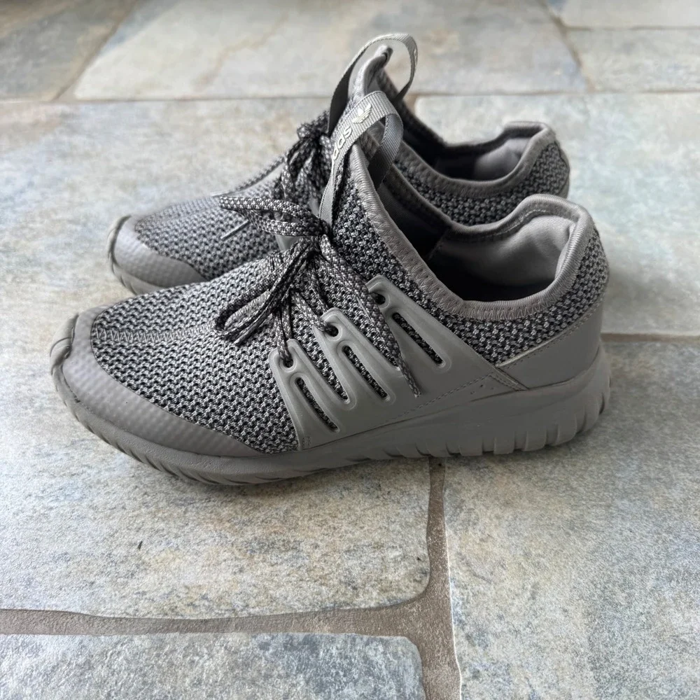 adidas authentic tubular